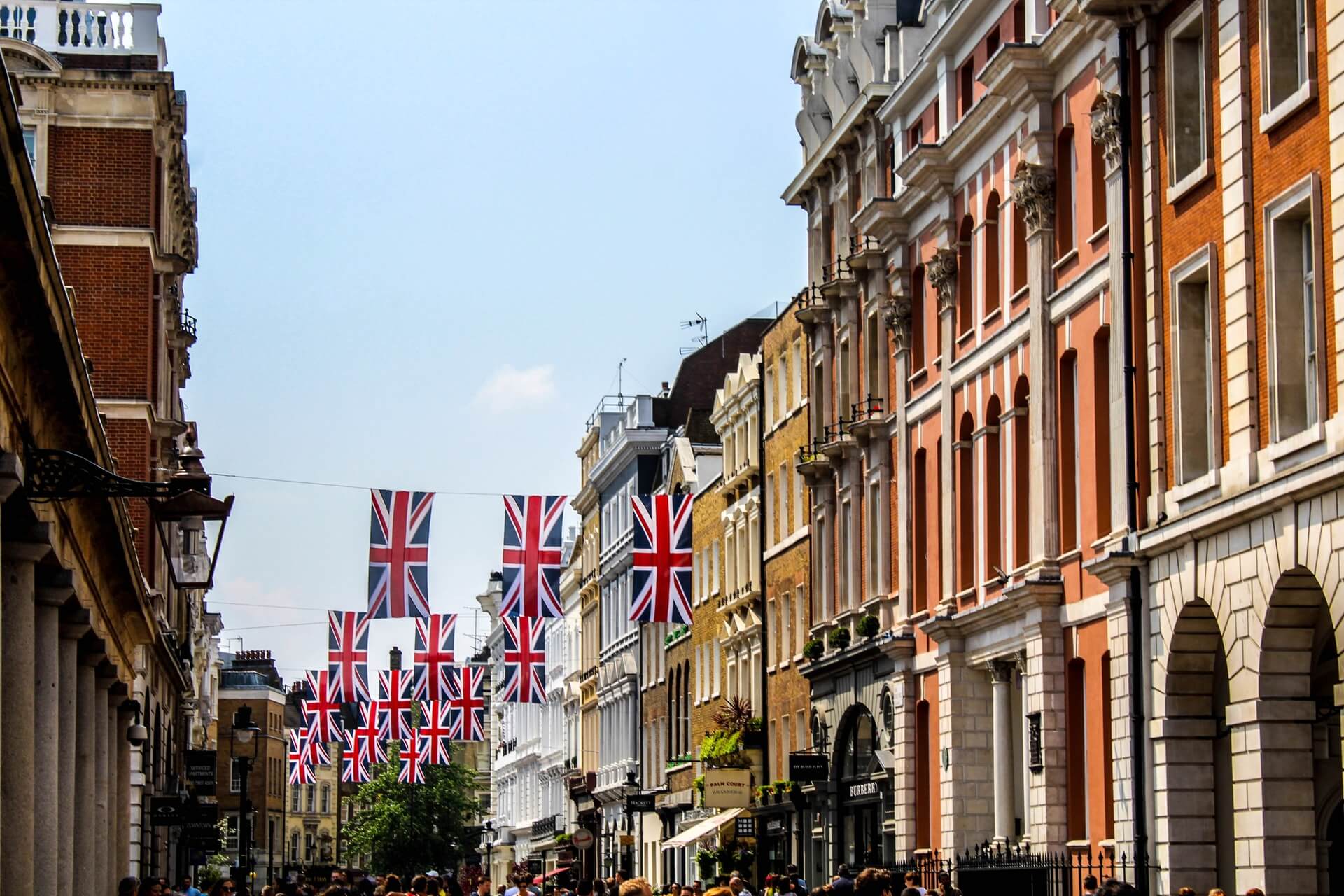 2024 UK Immigration Rules Addressing Illegal Immigrant Cases