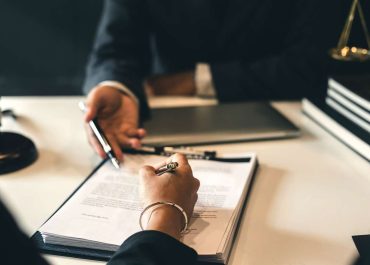 Top 8 Tips to Prevent Contract Disputes
