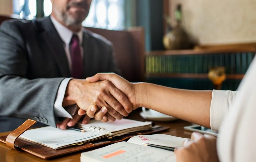 Choosing the right divorce attorney