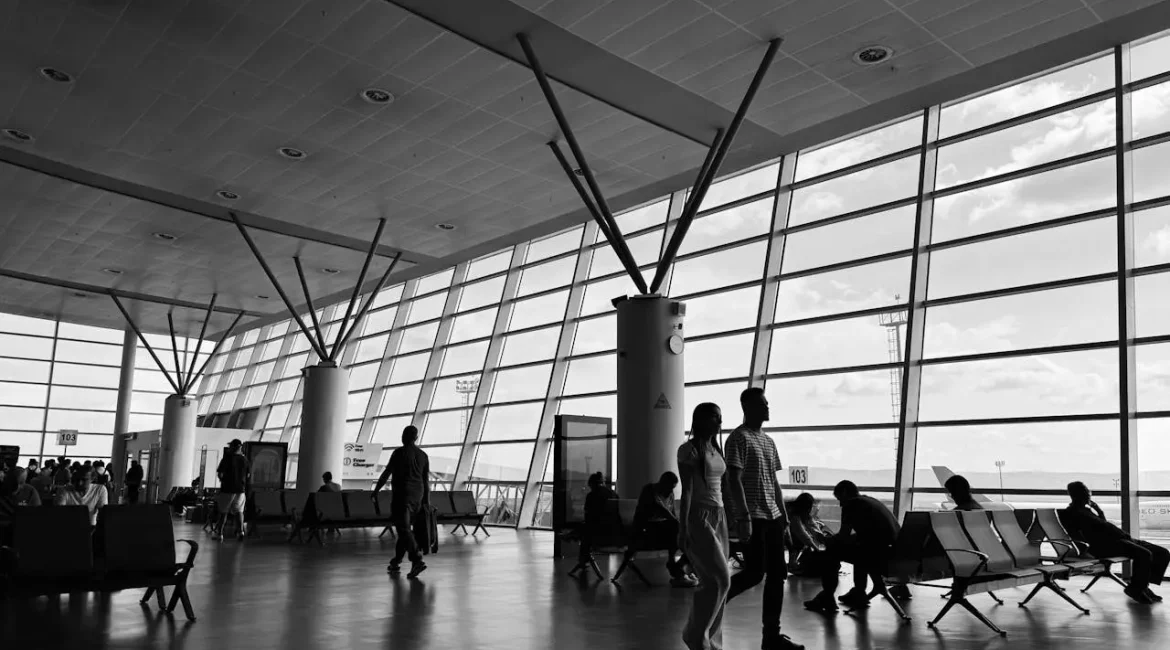 Is legal representation necessary for FLR(HRO)?